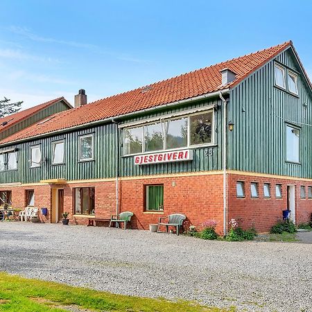 Hjelmeland Hostel Nokling Экстерьер фото